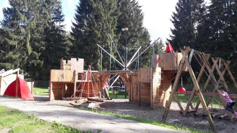 Škola v prírode Bobrovec