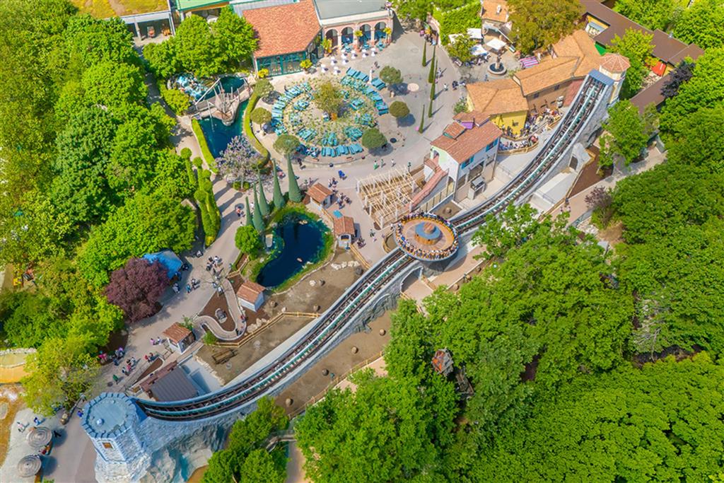 Familypark: Rakúsky svet zábavy a kolotočov